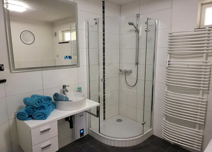 Ausgestattetes Drei Mit Grosser Sonnenterrasse Lägenhet Wolmirstedt