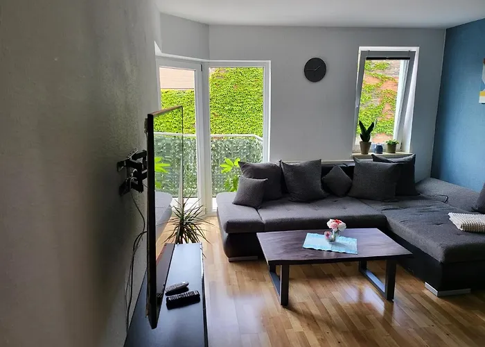 Lägenhet Ausgestattetes Drei Mit Grosser Sonnenterrasse *